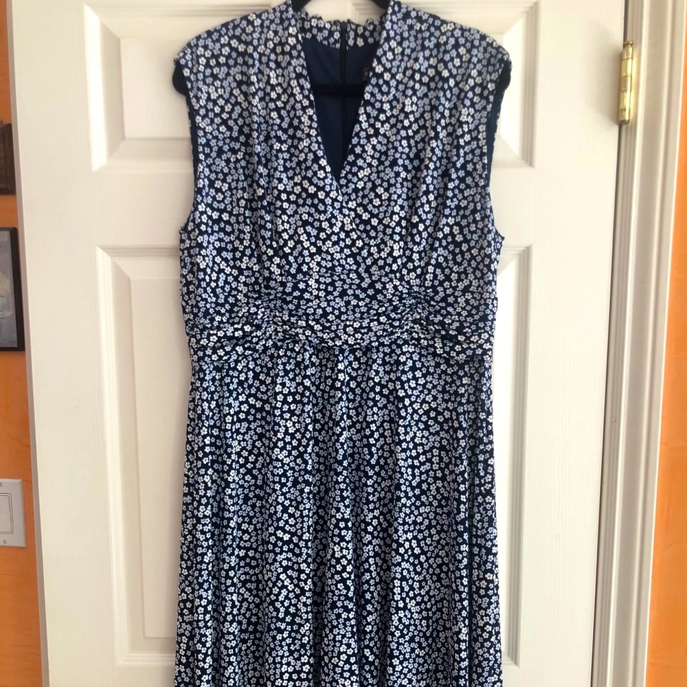 Jessica Howard dress